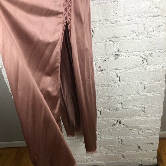 Vintage Maidenform Dreamwear Mauve Slip Dress & Satin Robe Set - Picture 11 of 15